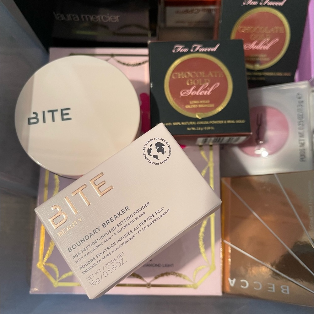 Bite Beauty PGA Peptide Infused Setting Powder